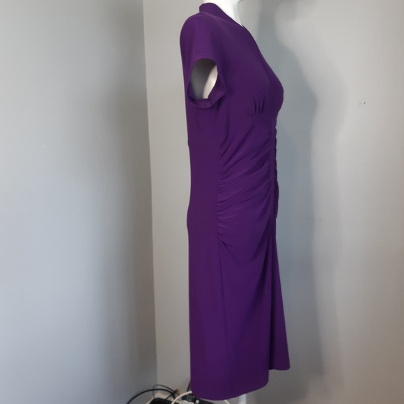 Joseph Ribkoff purple stretchy rouched front vneck short sleeve zip dress 12 - Picture 5 of 10